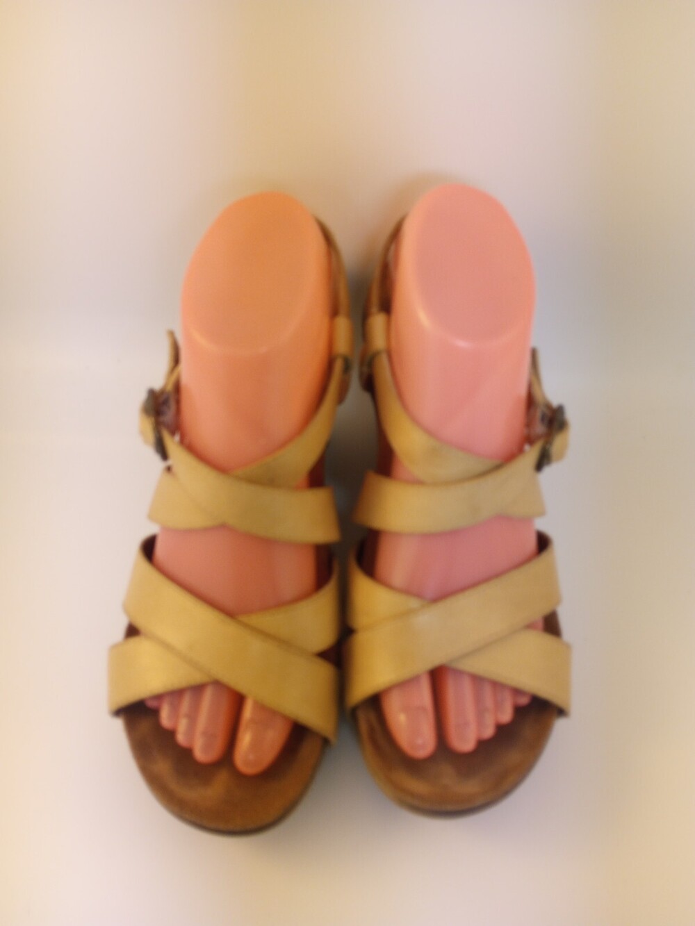 Dansko Women's Beige Leather Wedge Strappy Sandals Sz 39 US 8.5 - Picture 2 of 9